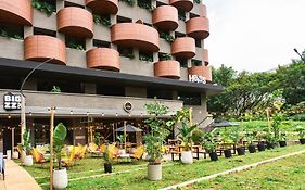 Heiss Hotel